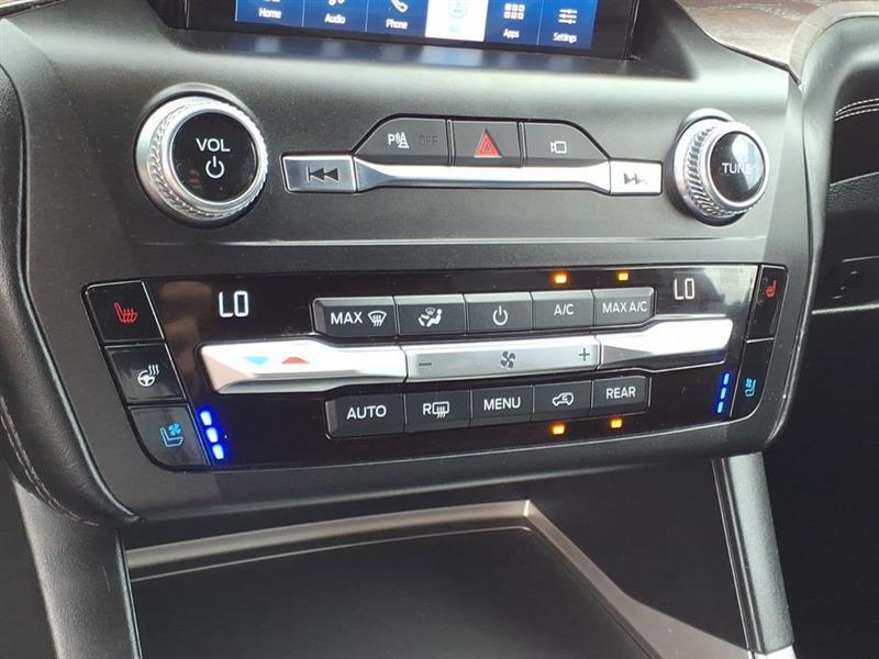 2020 Ford Explorer Platinum - Photo 18