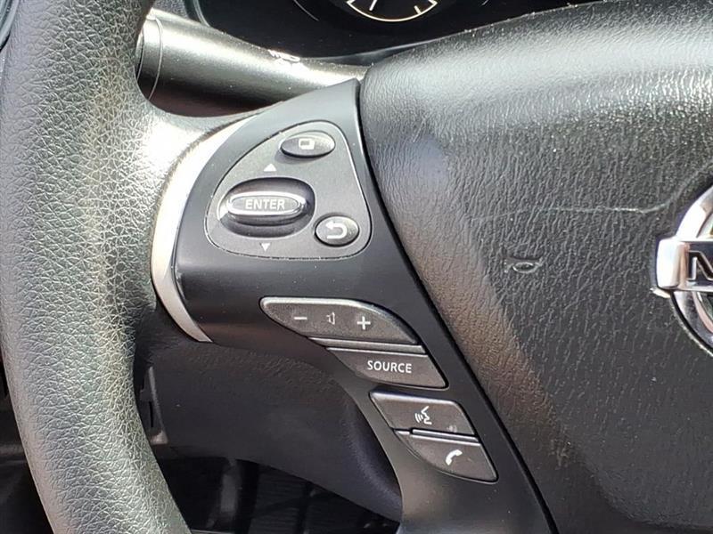 Nissan Pathfinder S 2020