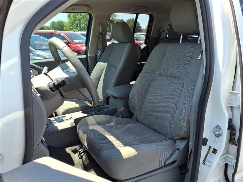 Nissan Frontier SV Crew Cab 2WD 2021