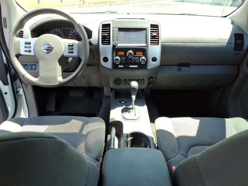 Nissan Frontier SV Crew Cab 2WD 2021
