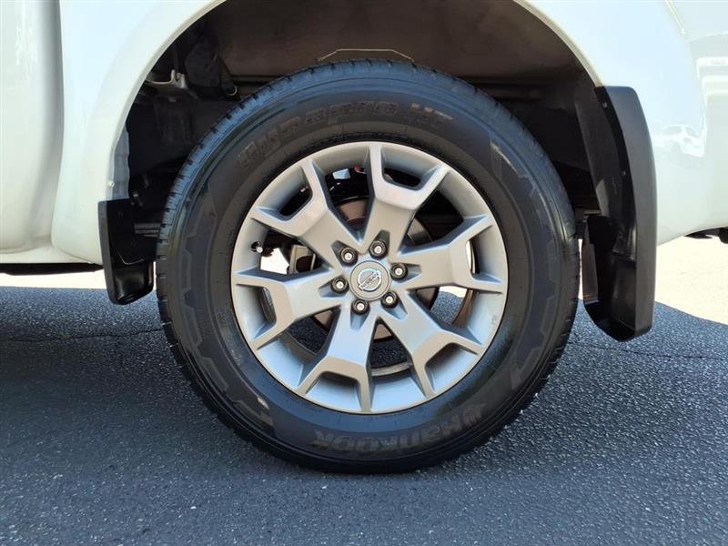 Nissan Frontier SV Crew Cab 2WD 2021