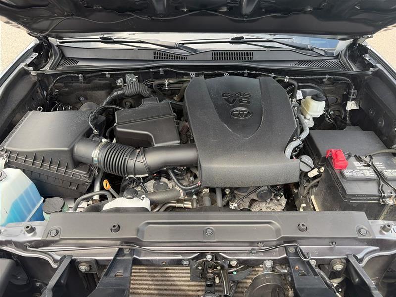 Toyota Tacoma SR5 Double Cab Long Bed V6 6AT 4WD 2022