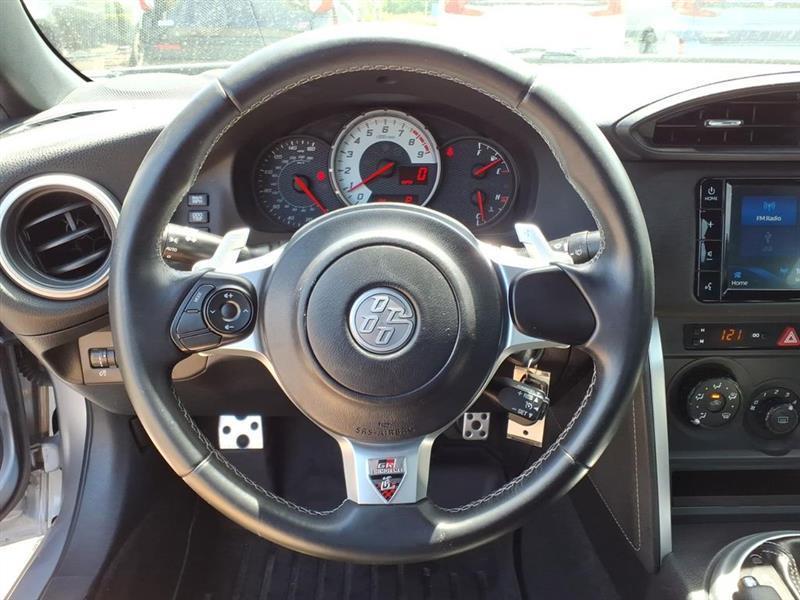 Toyota 86 Base 6A 2020