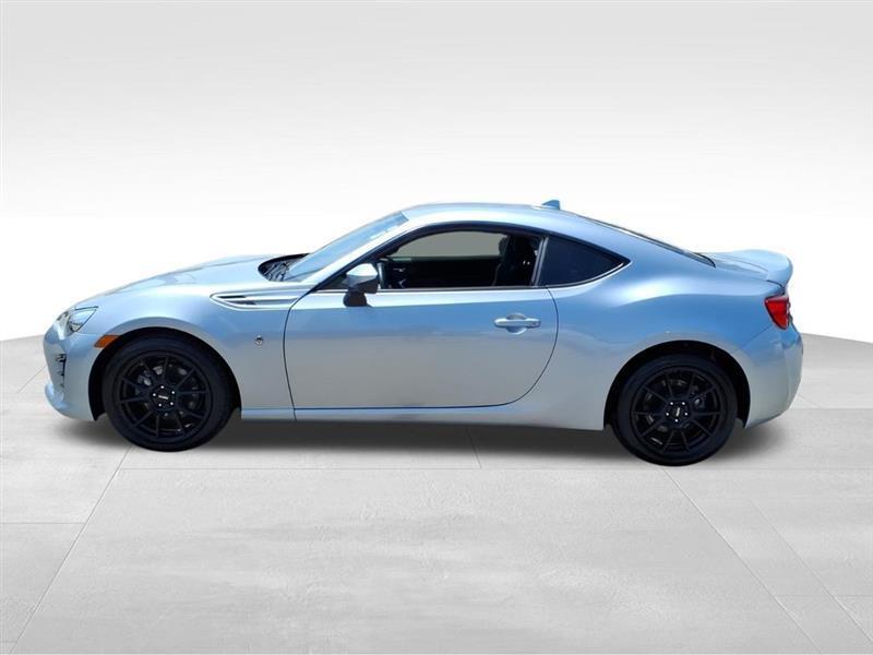 Toyota 86 Base 6A 2020