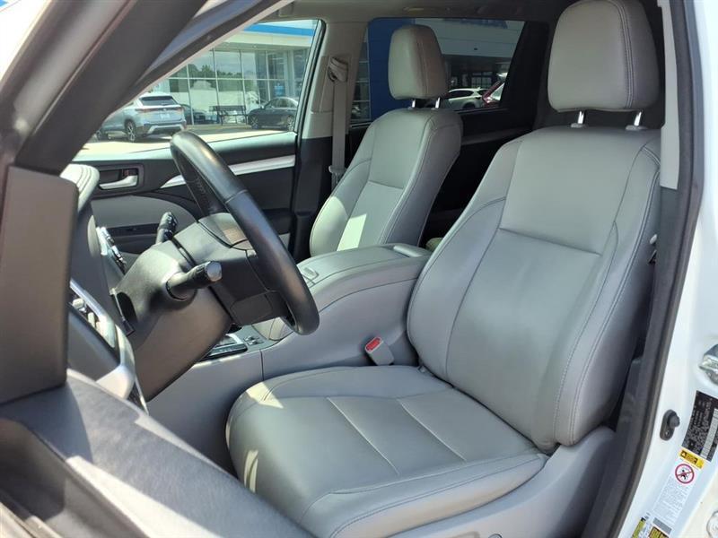 Toyota Highlander XLE AWD V6 2018