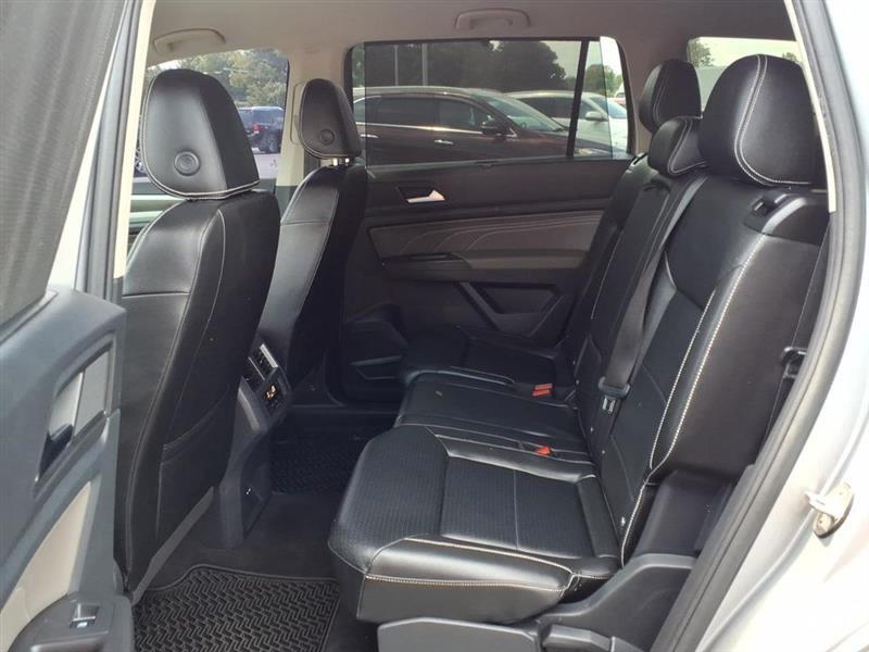 Volkswagen Atlas SE w/Technology 4MOTION 2022