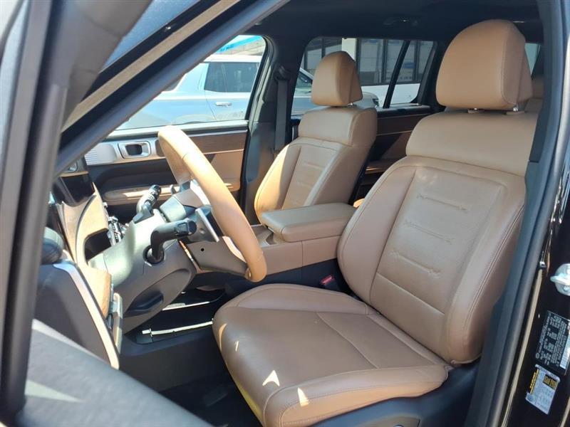 Hyundai Santa Fe Limited AWD 2025