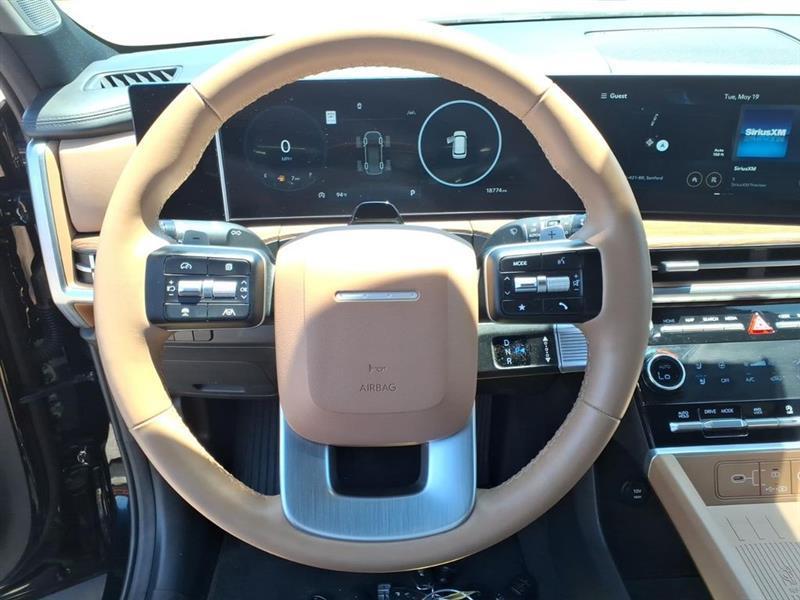 Hyundai Santa Fe Limited AWD 2025
