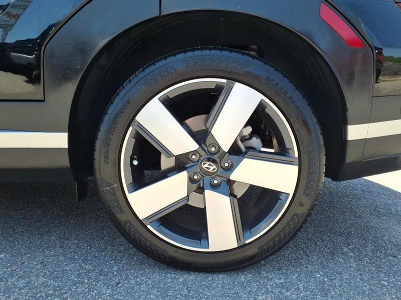 Hyundai Santa Fe Limited AWD 2025