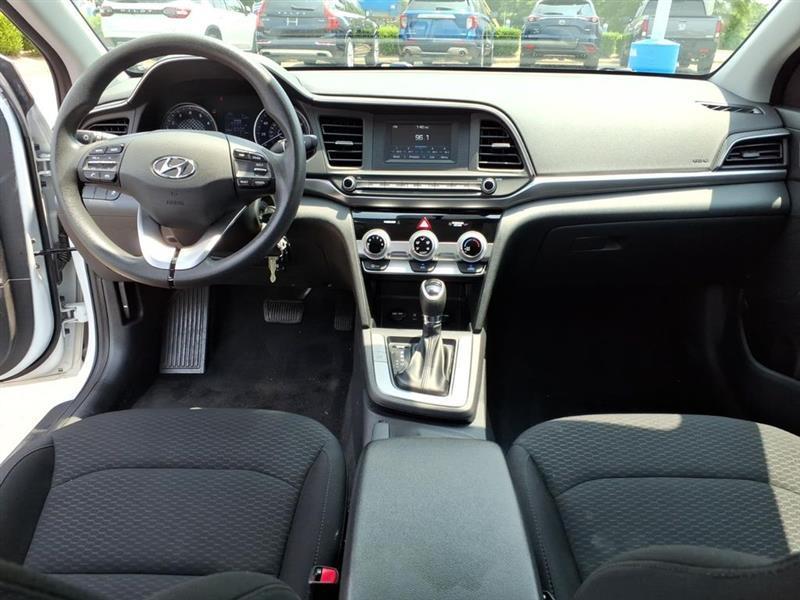 Hyundai Elantra SE 6M 2019