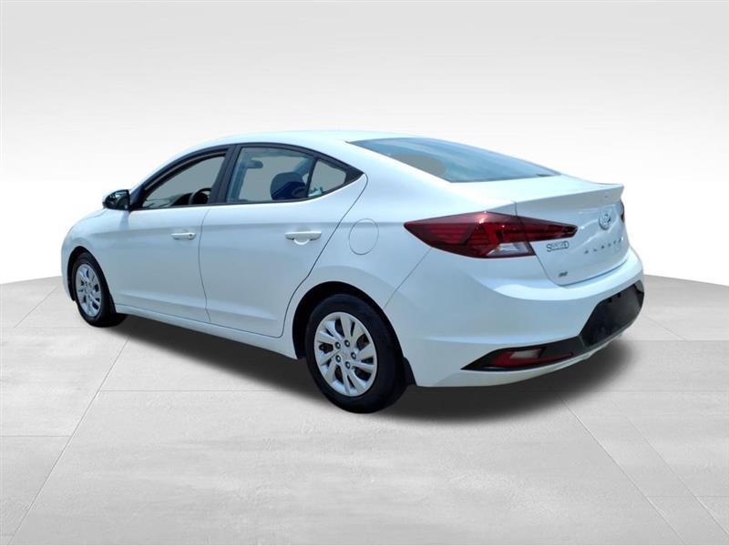 Hyundai Elantra SE 6M 2019