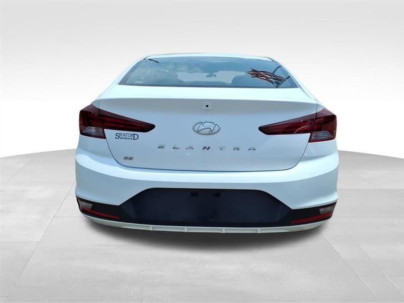 Hyundai Elantra SE 6M 2019