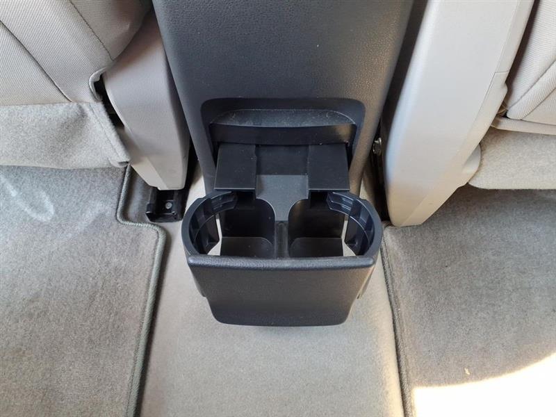 Nissan Rogue SV FWD 2013