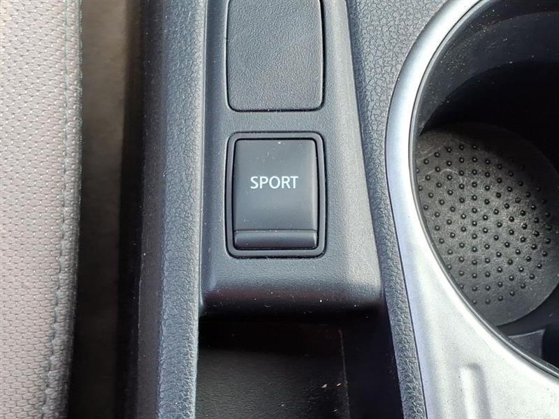 Nissan Rogue SV FWD 2013
