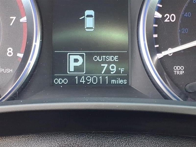 Toyota Highlander LE FWD I4 2015