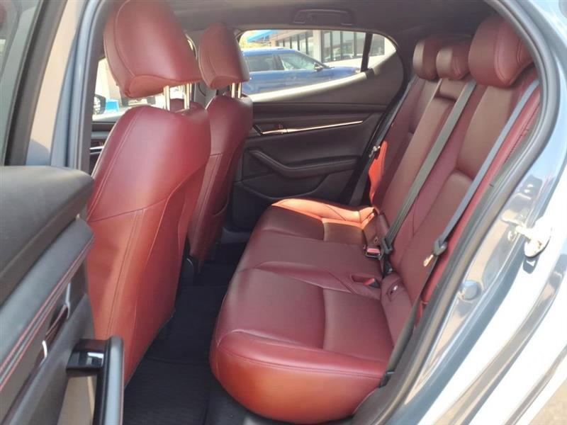 Mazda MAZDA3 Preferred Hatchback 2023