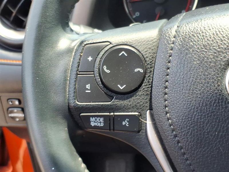 Toyota RAV4 SE 4WD 2016