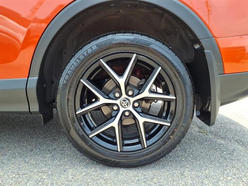 Toyota RAV4 SE 4WD 2016