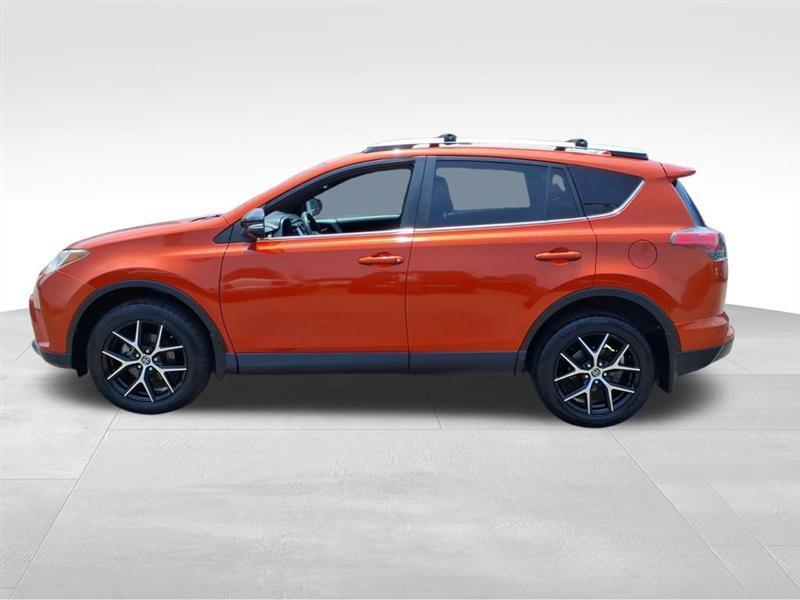 Toyota RAV4 SE 4WD 2016