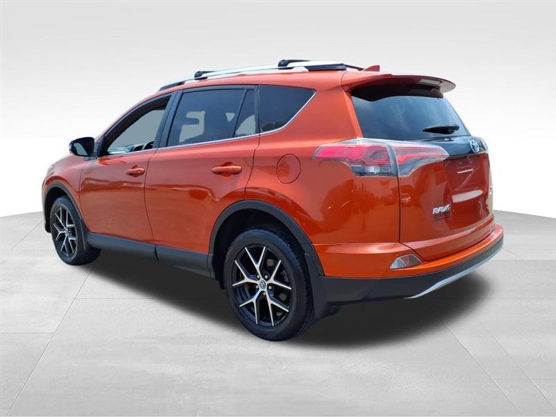 Toyota RAV4 SE 4WD 2016
