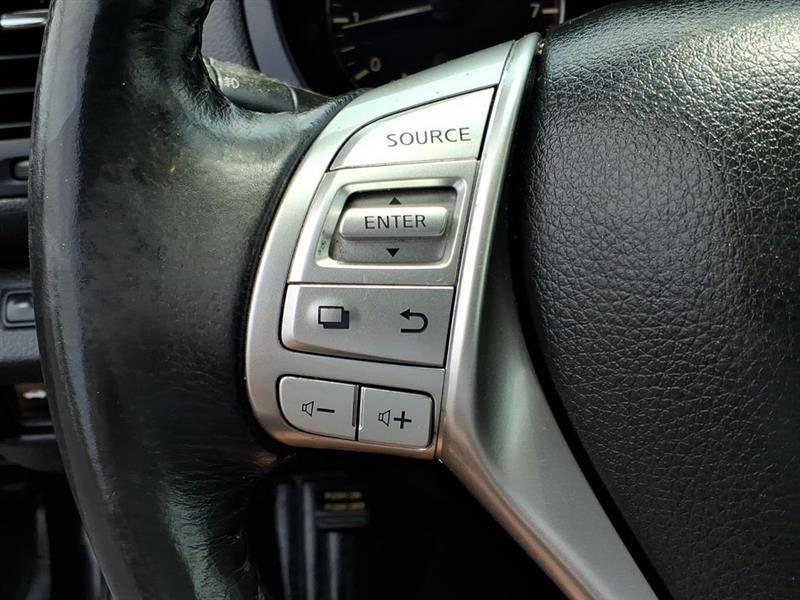 Nissan Altima 2.5 SV 2016