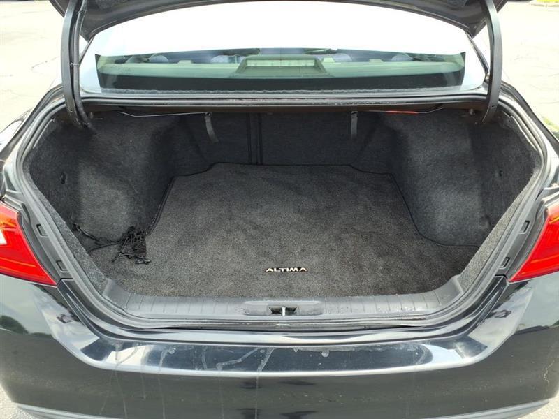 Nissan Altima 2.5 SV 2016