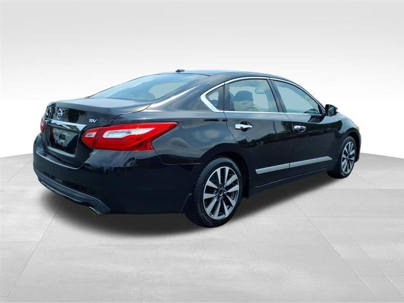 Nissan Altima 2.5 SV 2016