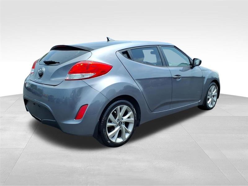 Hyundai Veloster Base 6MT 2016