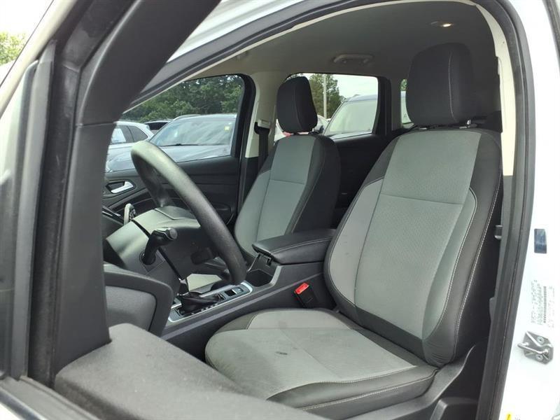 Used 2019 Ford Escape SE with VIN 1FMCU9GD9KUB44264 for sale in Sanford, NC