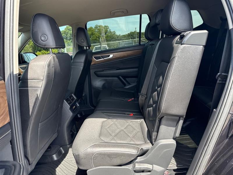 Volkswagen Atlas SE 2025
