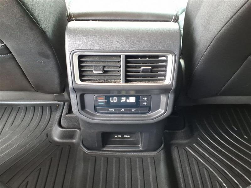 Volkswagen Atlas SE 2025