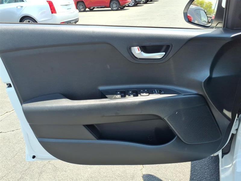 Kia Rio LX 2021