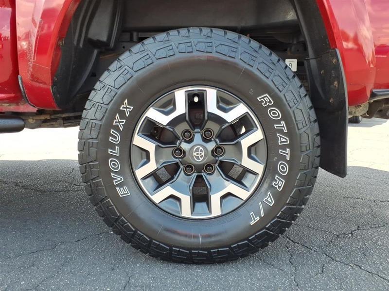 Toyota Tacoma SR5 Double Cab Long Bed V6 6AT 4WD 2017