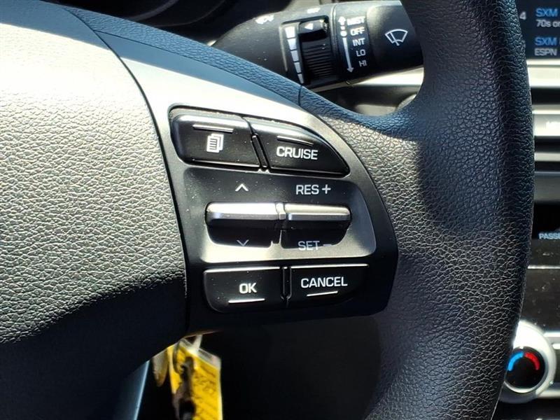 Hyundai Elantra Limited 2020