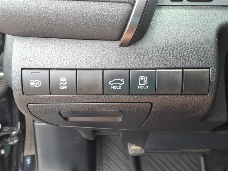 Toyota Camry LE 2020