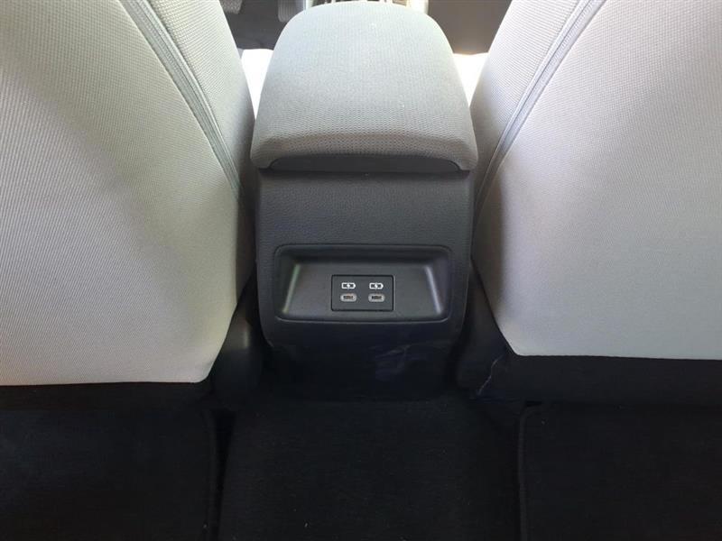 Toyota Corolla Hybrid LE 2025