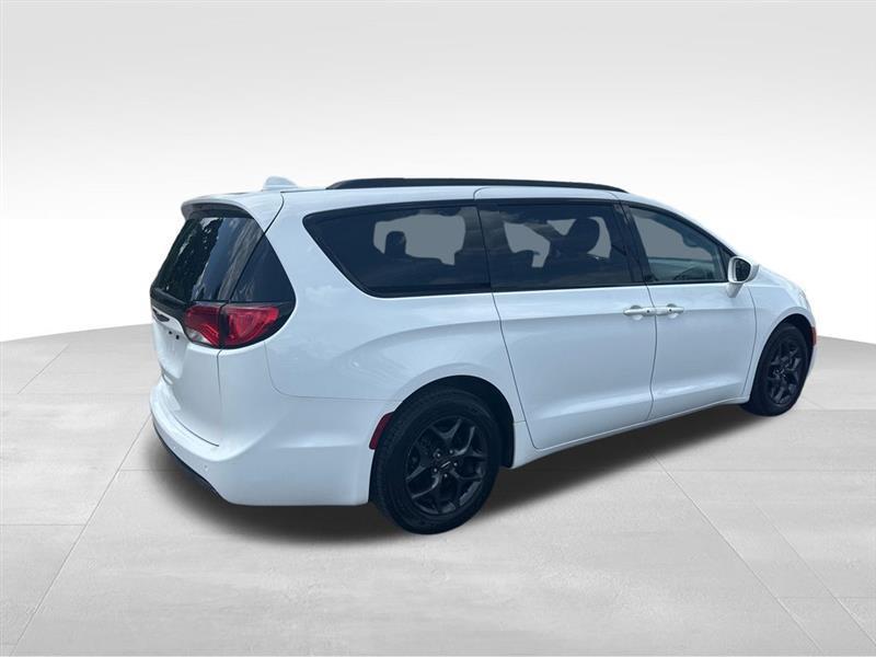 Chrysler Pacifica Touring-L 2019