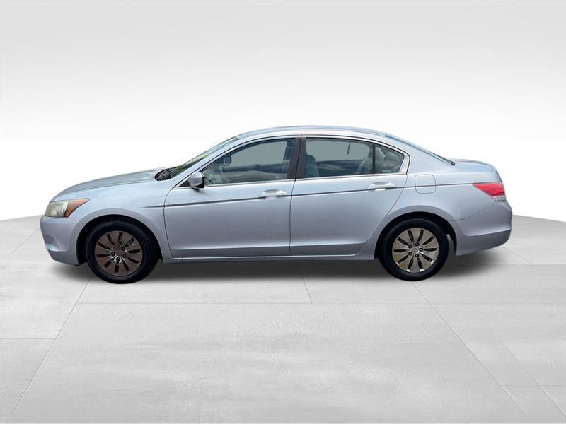 Honda Accord LX sedan AT 2009