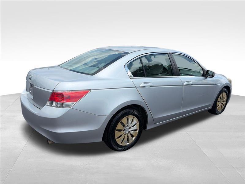 Honda Accord LX sedan AT 2009
