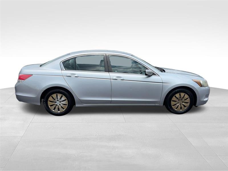Honda Accord LX sedan AT 2009