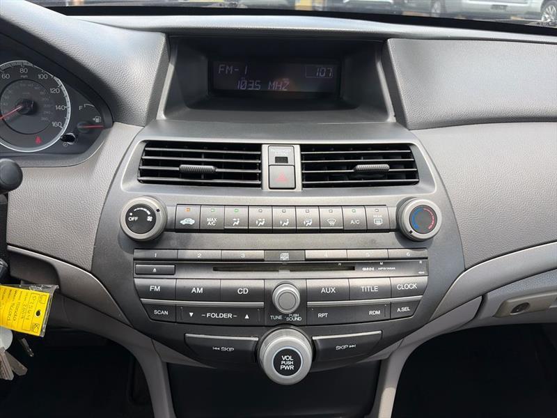 Honda Accord LX sedan AT 2009