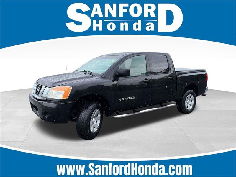 Nissan Titan XE Crew Cab 4WD SWB 2009