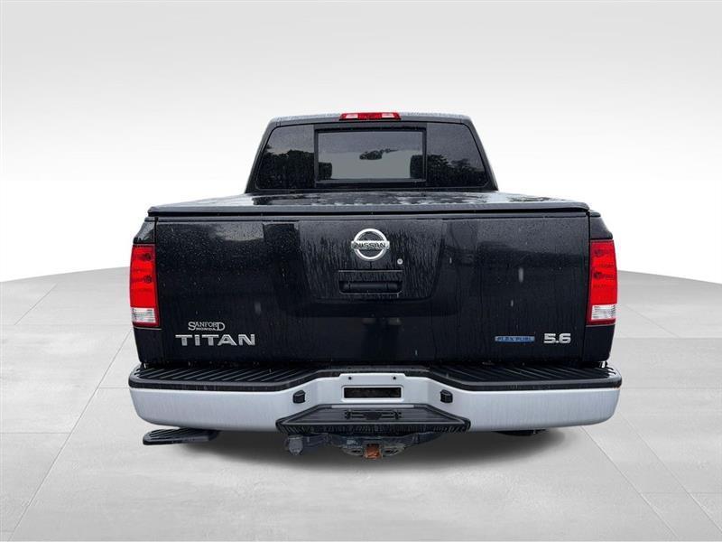 Nissan Titan XE Crew Cab 4WD SWB 2009