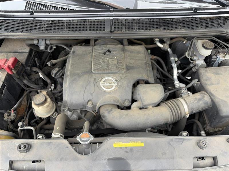 Nissan Titan XE Crew Cab 4WD SWB 2009
