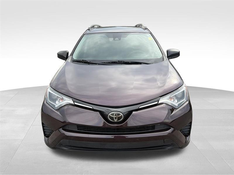 Toyota RAV4 LE FWD 2018