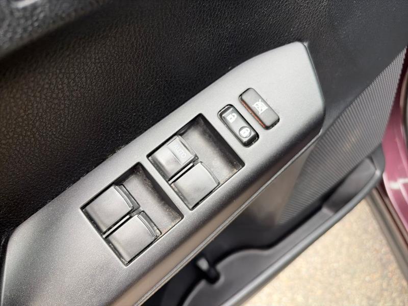 Toyota RAV4 LE FWD 2018