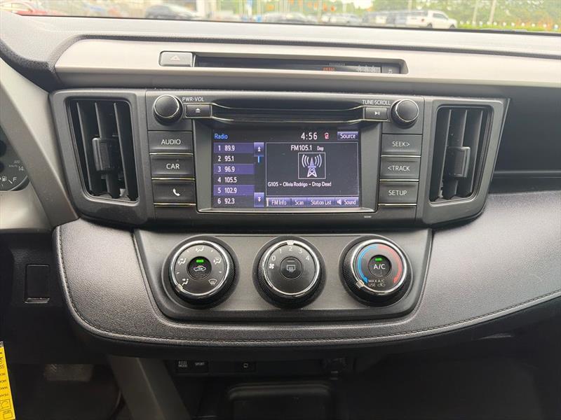 Toyota RAV4 LE FWD 2018