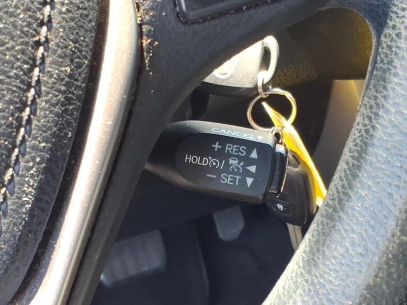 Toyota RAV4 LE FWD 2018