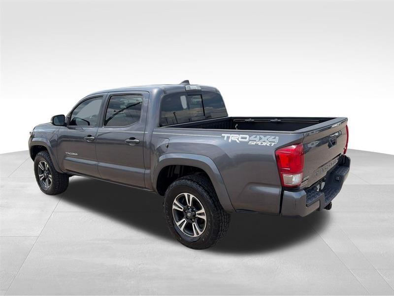 Toyota Tacoma SR5 Double Cab Long Bed V6 6AT 4WD 2017