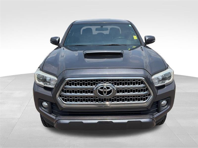 Toyota Tacoma SR5 Double Cab Long Bed V6 6AT 4WD 2017
